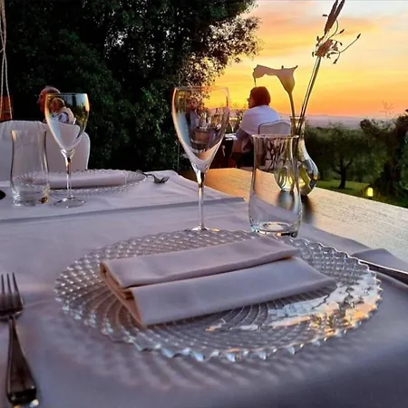 Relais Castelbigozzi Country house Monteriggioni